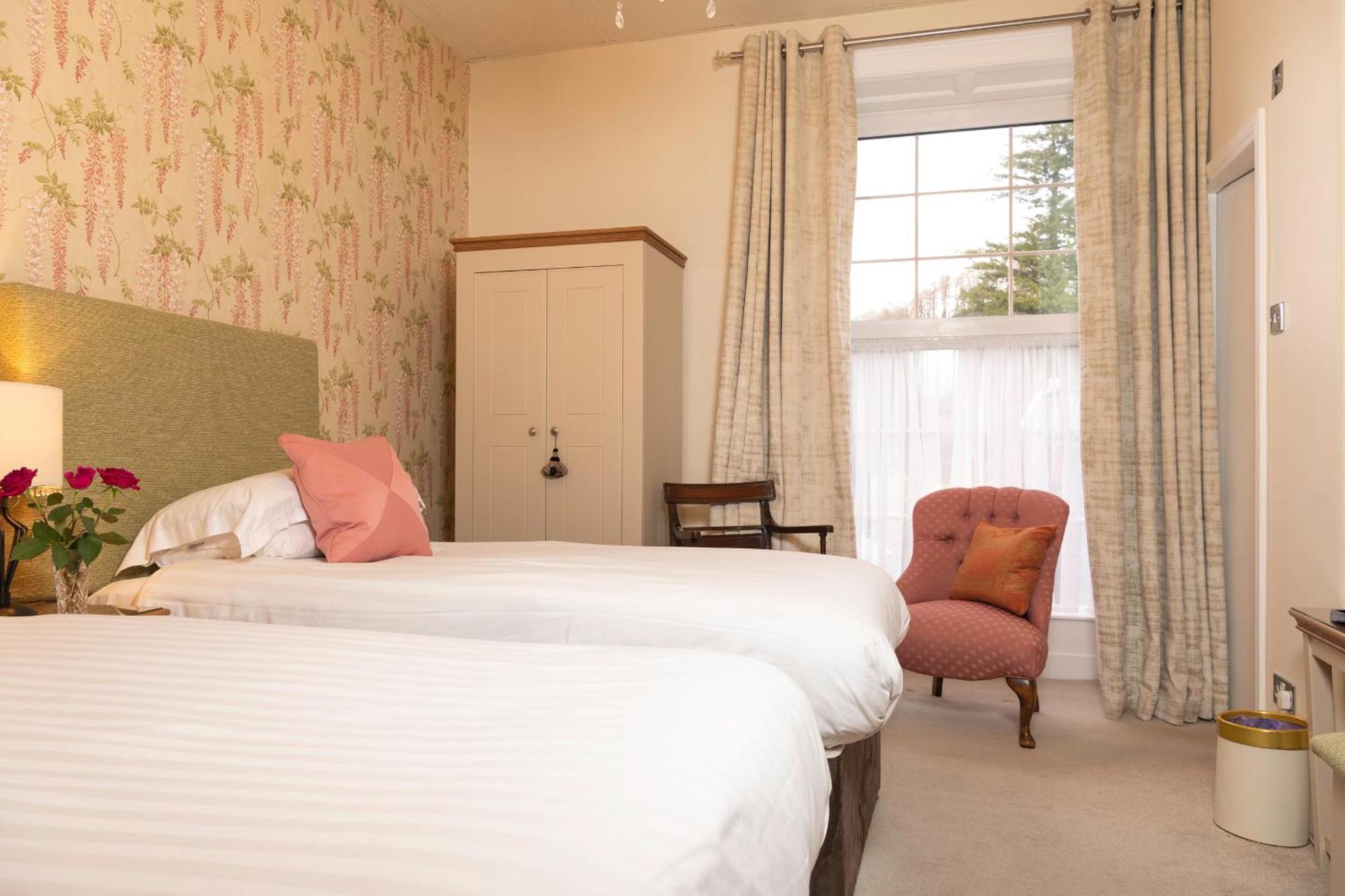 Ees Wyke Country House Near Sawrey Екстериор снимка