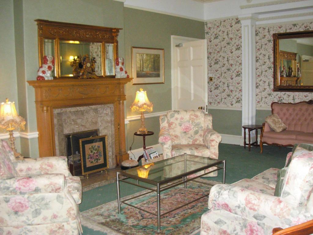 Ees Wyke Country House Near Sawrey Екстериор снимка